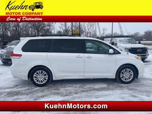 2013 Toyota Sienna XLE