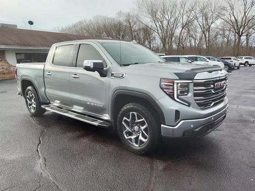2024 GMC Sierra 1500 SLT