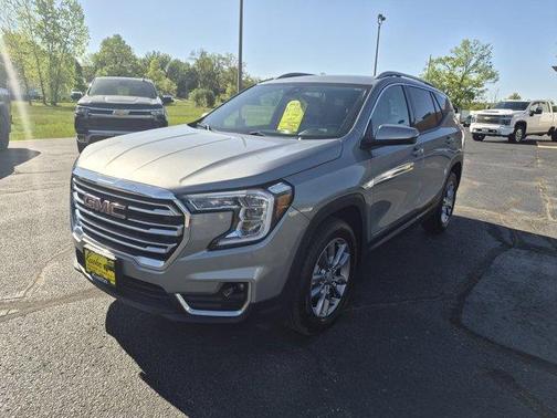 Sterling 2024 GMC Terrain SLT