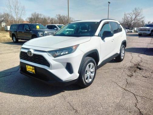 2019 Toyota RAV4 LE