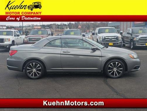 2013 Chrysler 200 S