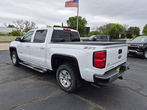 Summit White 2015 Chevrolet Silverado 1500 2LT