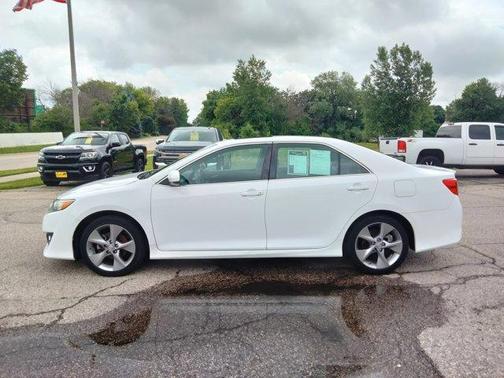 2014 Toyota Camry SE Sport