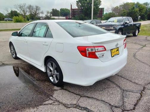 2014 Toyota Camry SE Sport