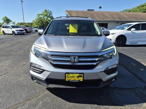 Lunar Silver Metallic 2017 Honda Pilot EX-L