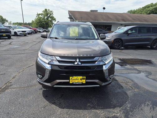 Quartz Brown Metallic 2018 Mitsubishi Outlander PHEV GT