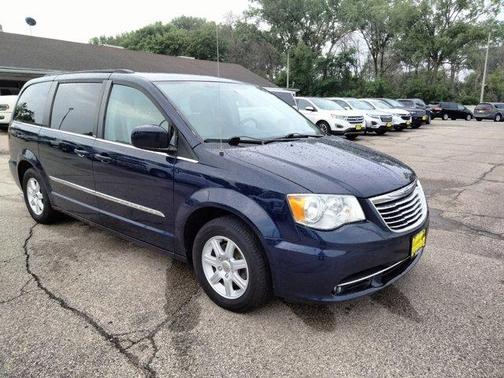 2012 Chrysler Town & Country Touring