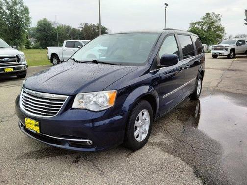 2012 Chrysler Town & Country Touring