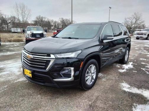 2022 Chevrolet Traverse LT Leather