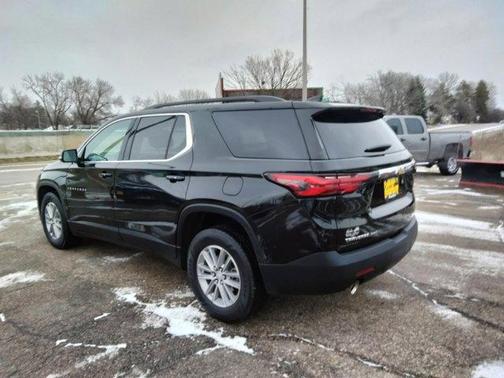 2022 Chevrolet Traverse LT Leather