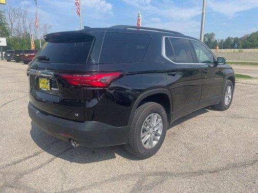 2022 Chevrolet Traverse LT Leather