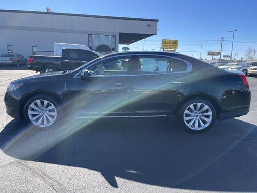 2014 Lincoln MKS Base