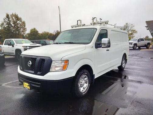 2018 Nissan NV Cargo NV2500 HD S/SV V6/V8