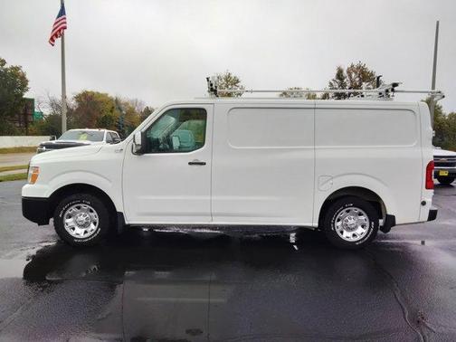 2018 Nissan NV Cargo NV2500 HD S/SV V6/V8
