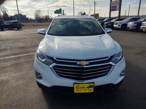 Photo 3 of 31 of 2018 Chevrolet Equinox Premier