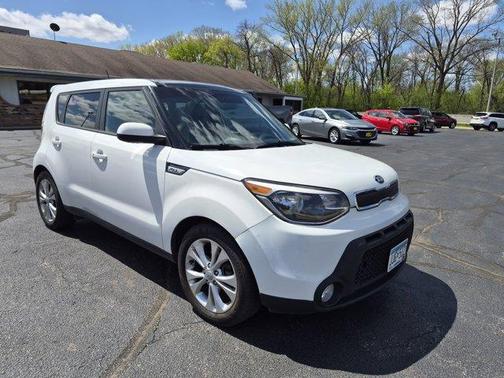 Clear White 2015 Kia Soul +
