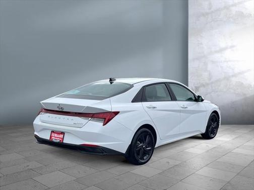 2023 Hyundai ELANTRA HEV Blue