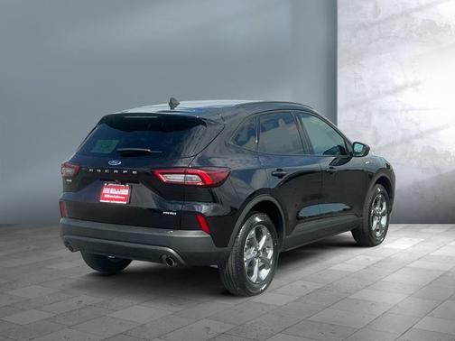 Agate Black Metallic 2025 Ford Escape ST-Line
