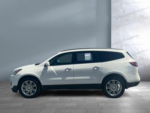 White 2014 Chevrolet Traverse 1LT