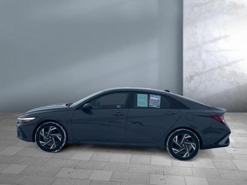 Ecotronic Gray 2025 Hyundai ELANTRA Sport