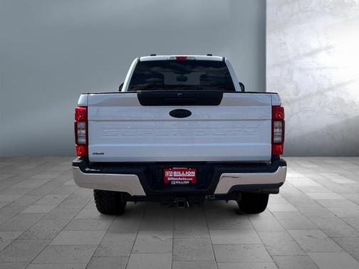 Oxford White 2022 Ford F-250 XLT