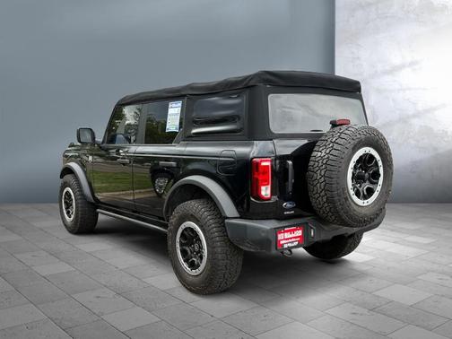 Shadow Black 2022 Ford Bronco Big Bend