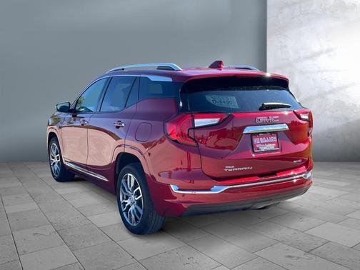 2023 GMC Terrain Denali