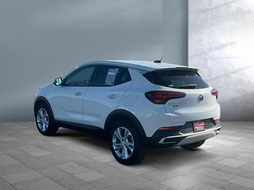 Summit White 2022 Buick Encore GX Preferred