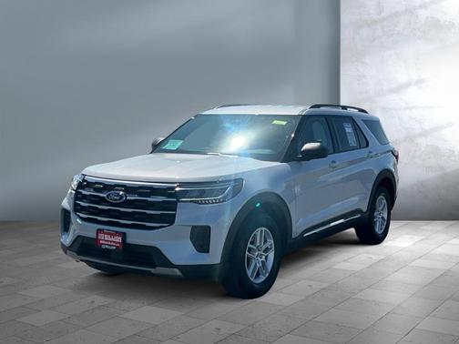White 2025 Ford Explorer Active