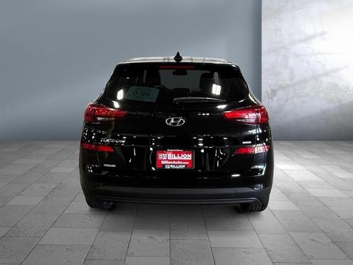Black Noir Pearl 2019 Hyundai TUCSON SE