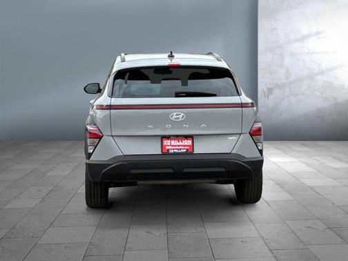 Cyber Gray Metallic 2025 Hyundai KONA SEL