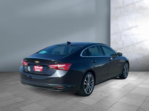 Dark Ash Metallic 2022 Chevrolet Malibu FWD LT