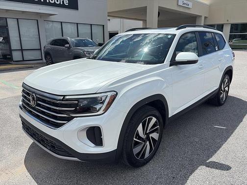 Opal White Pearl 2026 Volkswagen Atlas 2.0T SE W/TECHNOLOGY