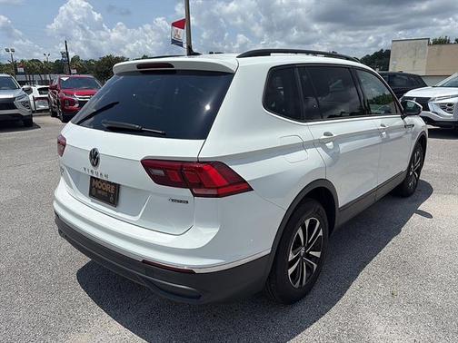 Pure White 2024 Volkswagen Tiguan 2.0T S