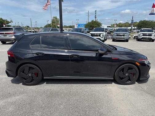 Deep Black Pearl Effect 2024 Volkswagen Golf GTI 2.0T S
