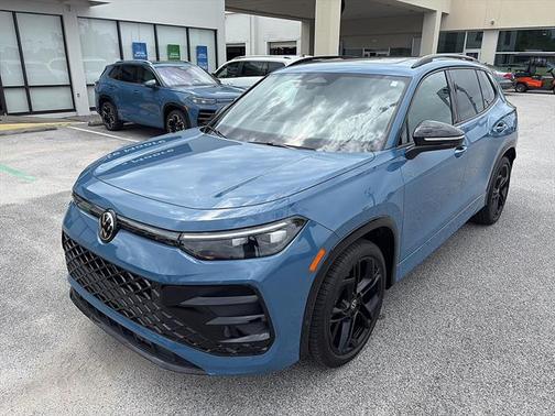 Monterey Blue Pearl 2025 Volkswagen Tiguan 2.0T SE R-Line Black