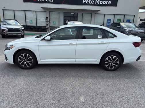 Pure White 2024 Volkswagen Jetta 1.5T S