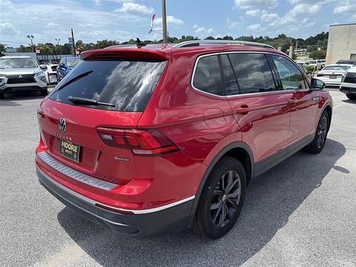 Kings Red 2022 Volkswagen Tiguan 2.0T SE