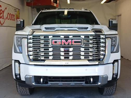 2025 GMC Sierra 2500 Denali