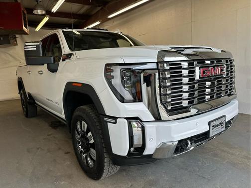 2025 GMC Sierra 2500 Denali