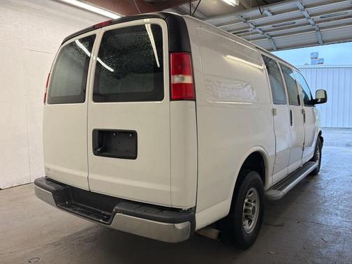 2019 GMC Savana 2500 Work Van