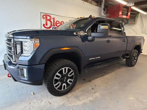2022 GMC Sierra 2500 AT4