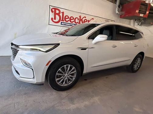 White Frost Tricoat 2023 Buick Enclave Essence FWD