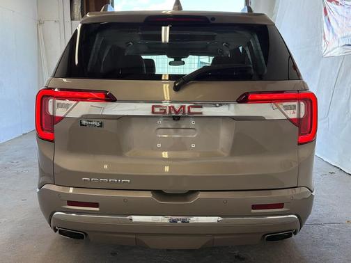 Light Stone Metallic 2022 GMC Acadia Denali