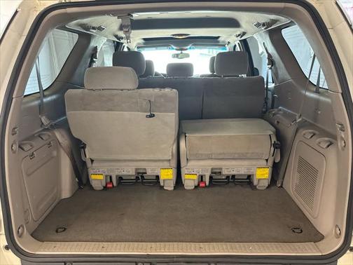 2005 Toyota Sequoia SR5