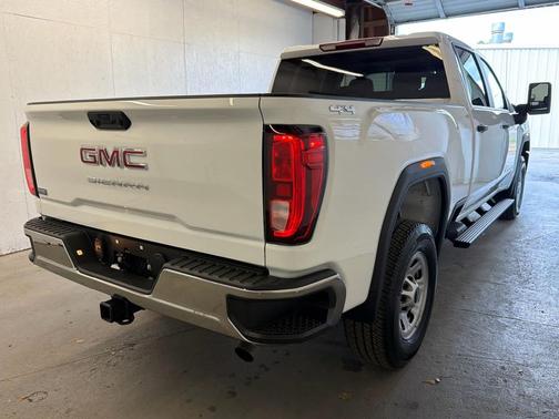 Summit White 2026 GMC Sierra 2500 Pro