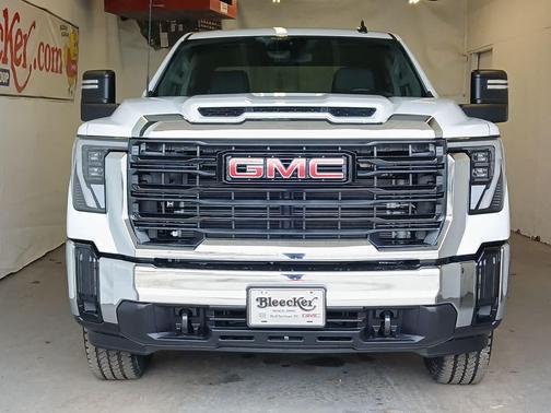 2025 GMC Sierra 2500 Base