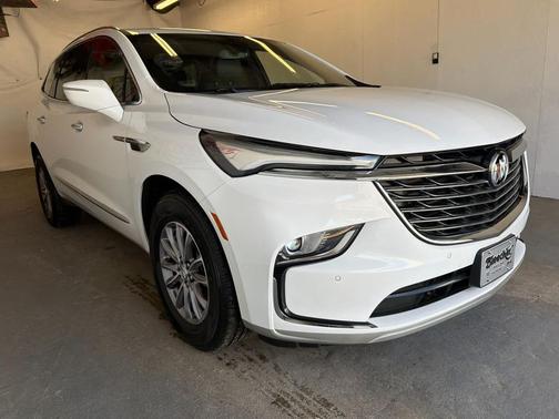 Summit White 2023 Buick Enclave Essence AWD
