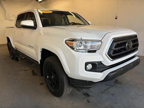 2022 Toyota Tacoma SR5