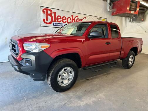 2021 Toyota Tacoma SR